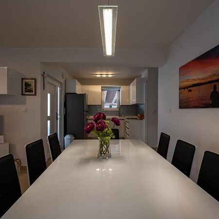 Villa Vesa Sevid ภายนอก รูปภาพ